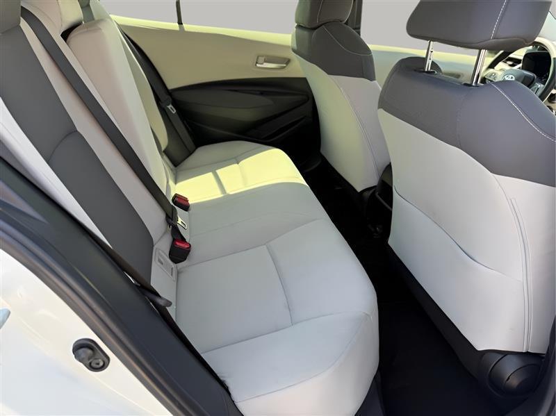 Toyota Corolla LE 2021