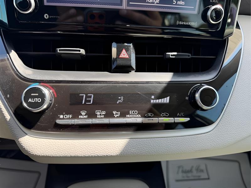 Toyota Corolla LE 2021