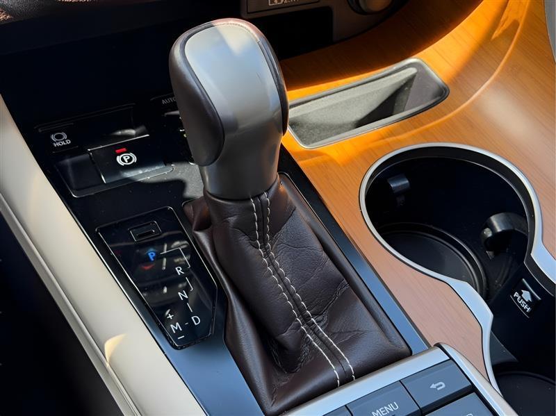 Lexus RX 350 FWD 2020