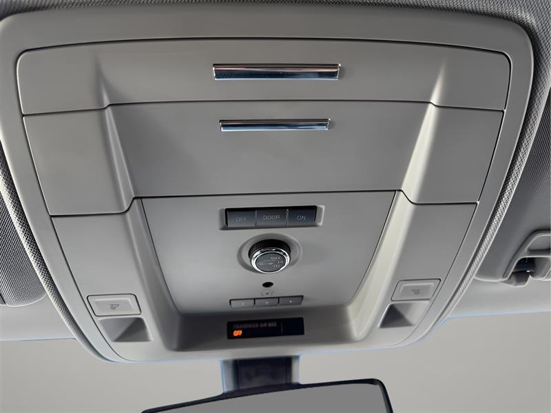 GMC Yukon XL SLE 2WD 2019