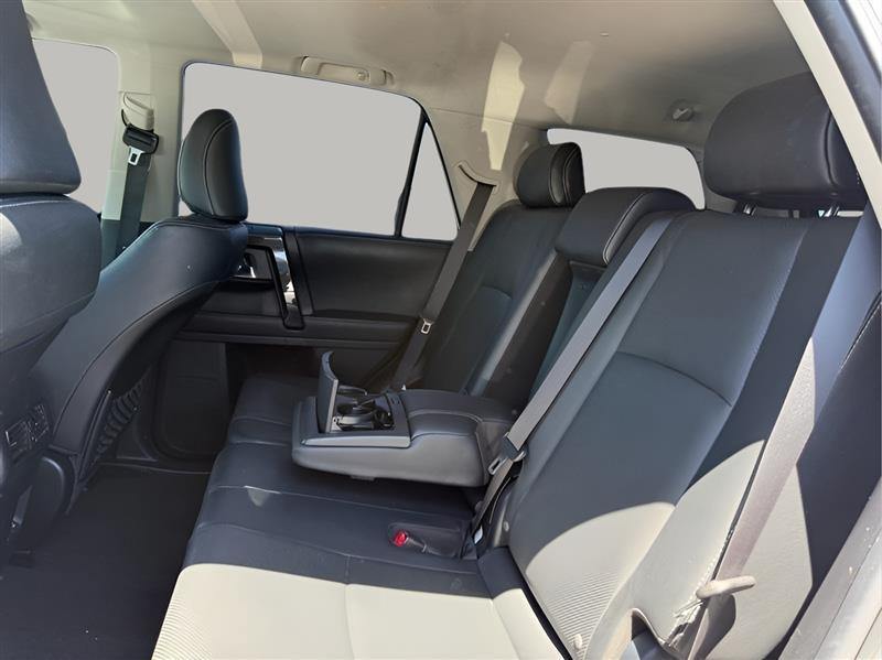 Toyota 4Runner Limited Nightshade Edition 4WD 2020