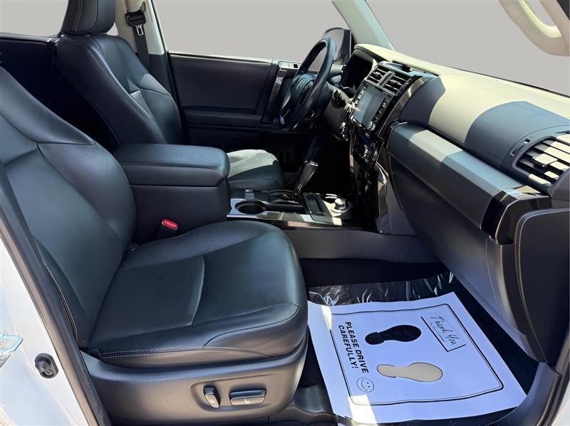 Toyota 4Runner Limited Nightshade Edition 4WD 2020