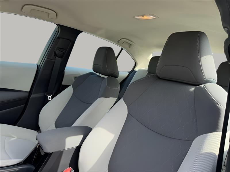 Toyota Corolla LE 2022