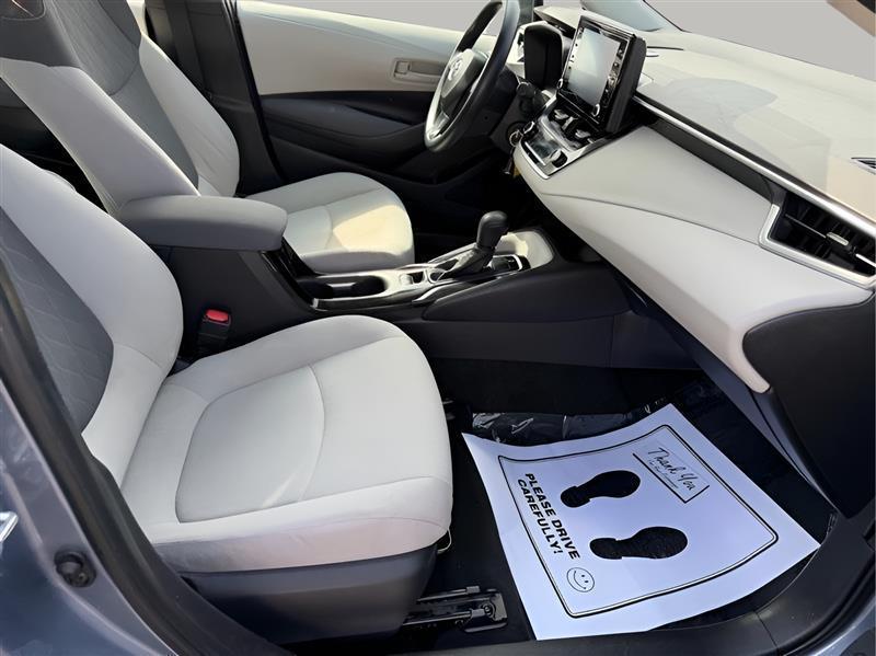 Toyota Corolla LE 2022