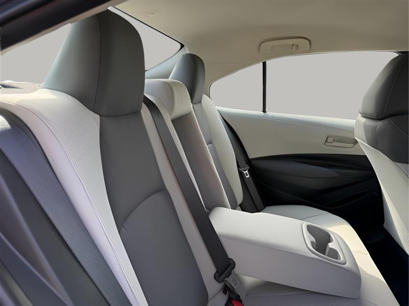 Toyota Corolla LE 2022