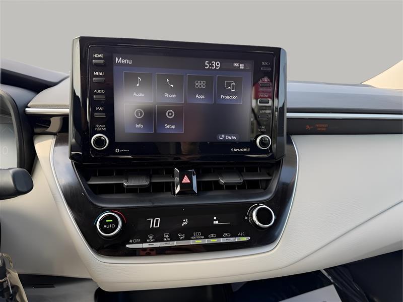 Toyota Corolla LE 2022