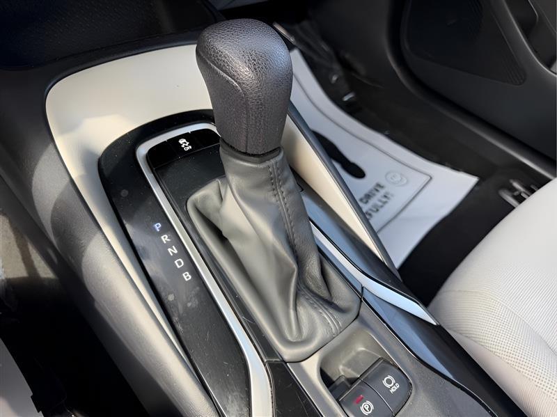 Toyota Corolla LE 2022