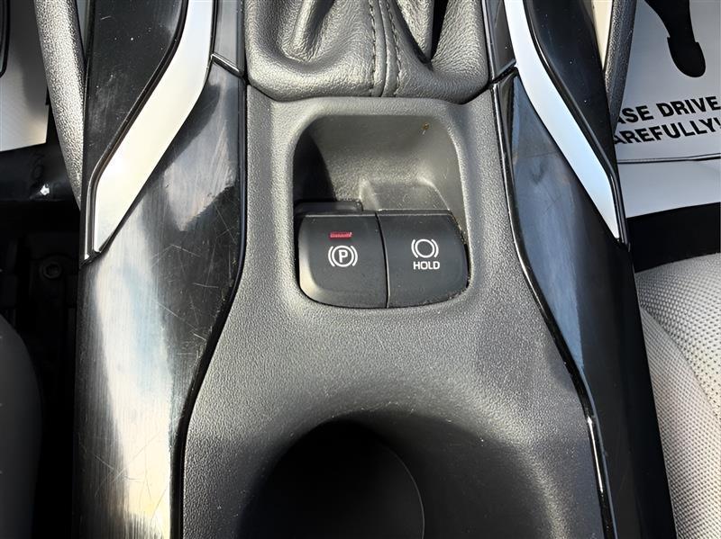 Toyota Corolla LE 2022