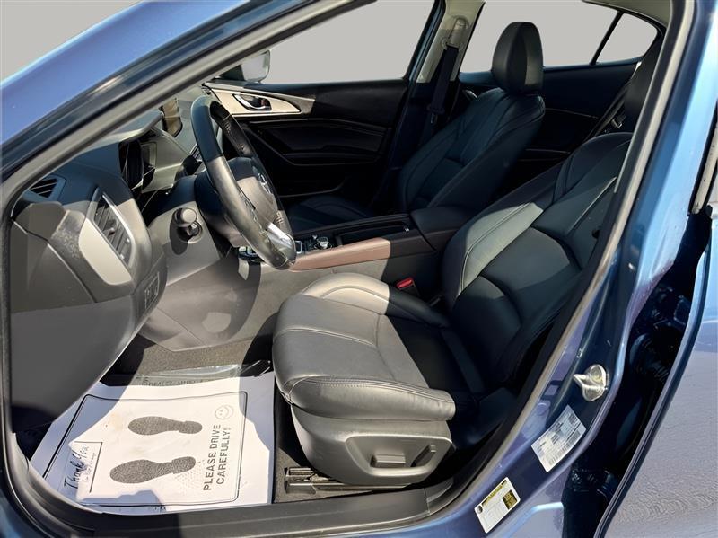 Mazda MAZDA3 s Touring AT 4-Door 2018