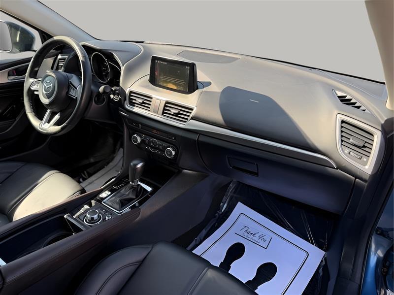 Mazda MAZDA3 s Touring AT 4-Door 2018