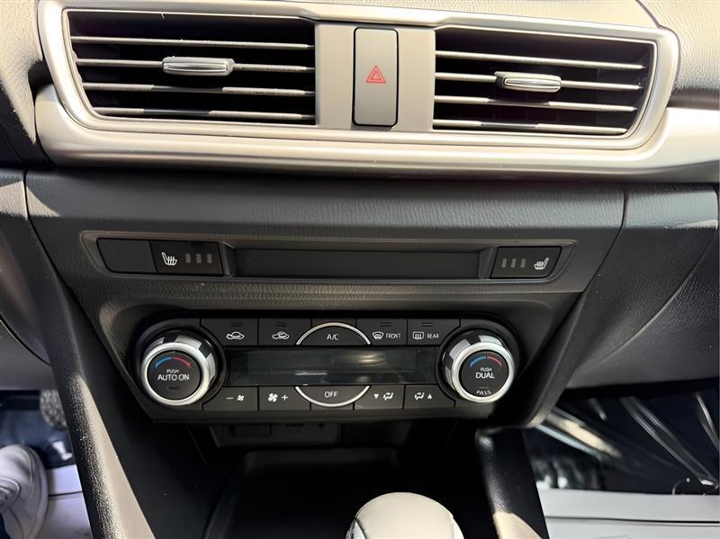 Mazda MAZDA3 s Touring AT 4-Door 2018