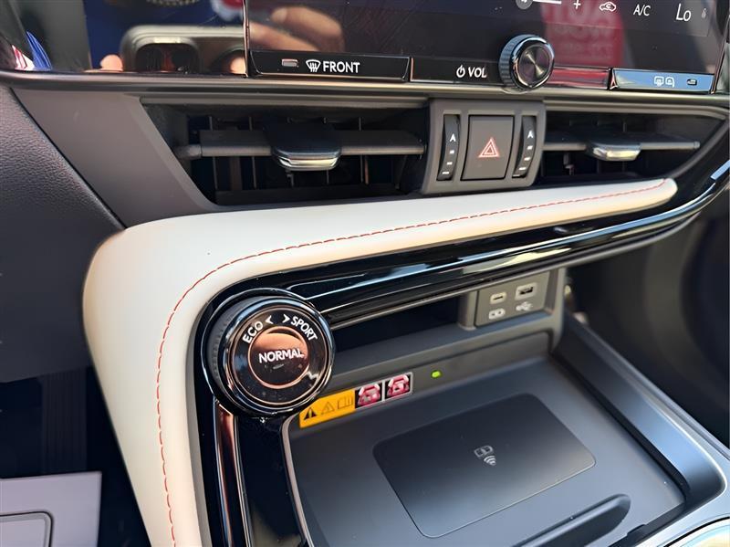 Lexus NX 350 Premium 2023