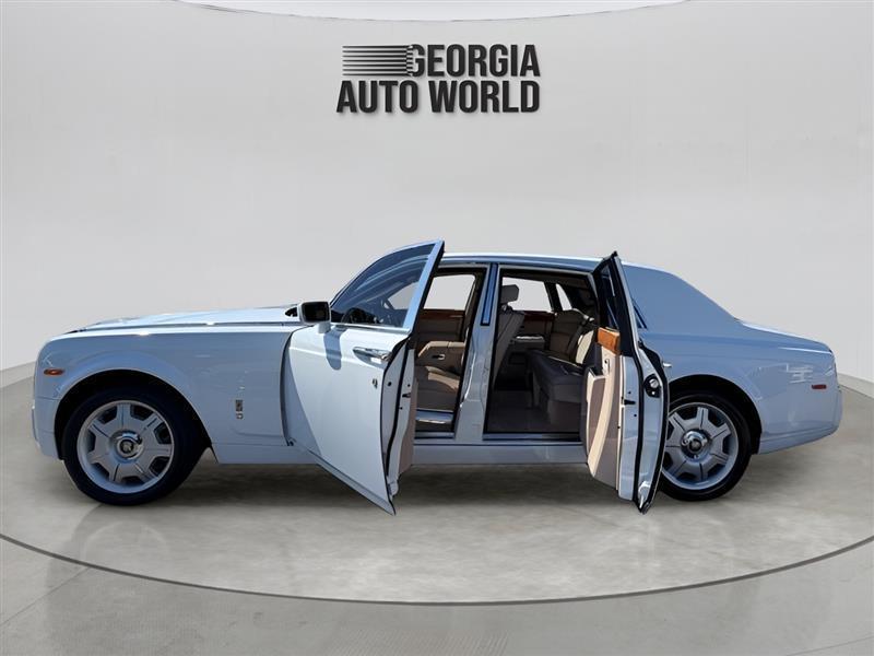 Rolls-Royce Phantom Sedan 2006