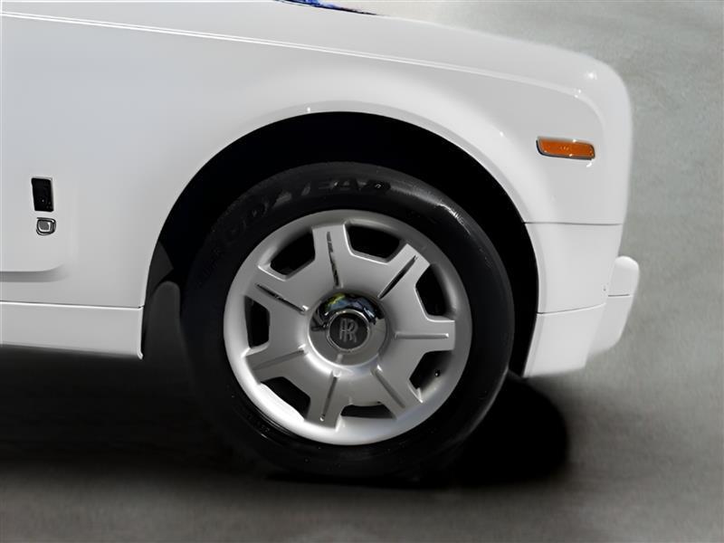 Rolls-Royce Phantom Sedan 2006