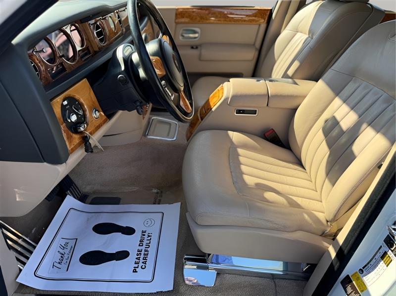 Rolls-Royce Phantom Sedan 2006