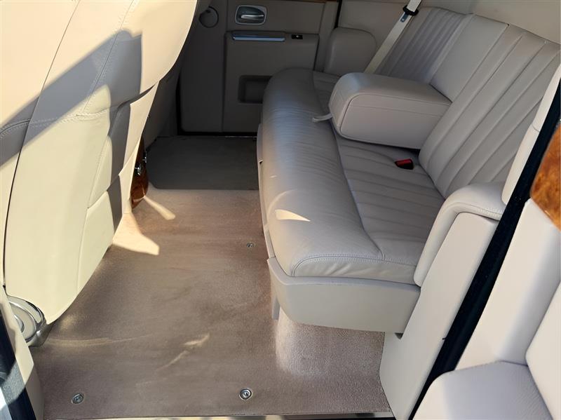 Rolls-Royce Phantom Sedan 2006
