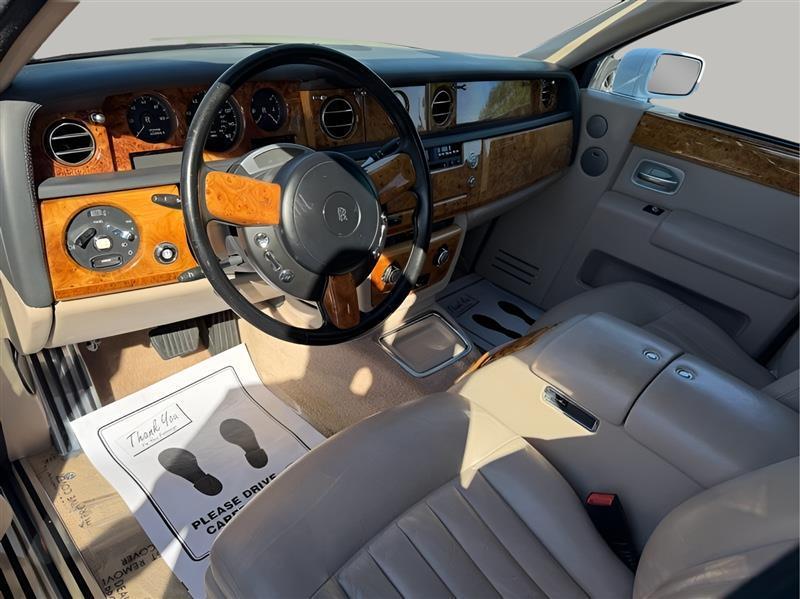 Rolls-Royce Phantom Sedan 2006