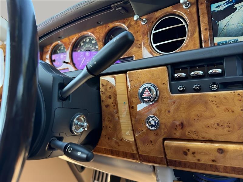Rolls-Royce Phantom Sedan 2006