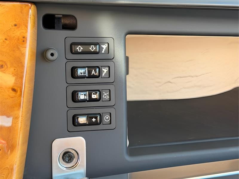 Rolls-Royce Phantom Sedan 2006