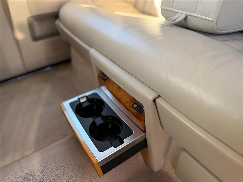 Rolls-Royce Phantom Sedan 2006