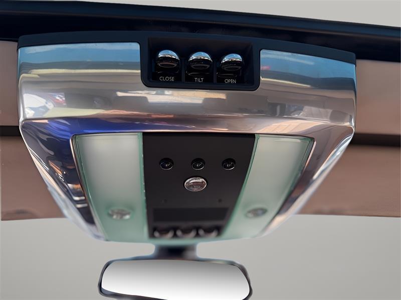 Rolls-Royce Phantom Sedan 2006