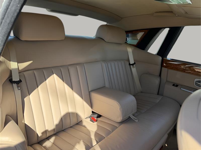 Rolls-Royce Phantom Sedan 2006