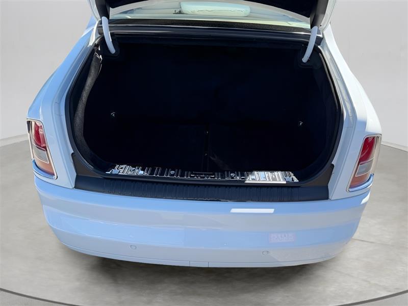 Rolls-Royce Phantom Sedan 2006