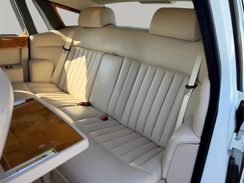 Rolls-Royce Phantom Sedan 2006