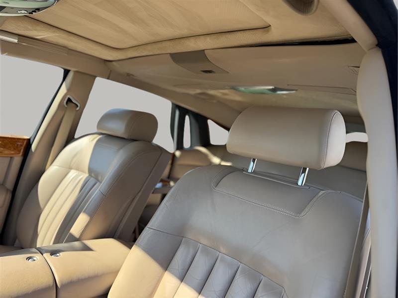 Rolls-Royce Phantom Sedan 2006