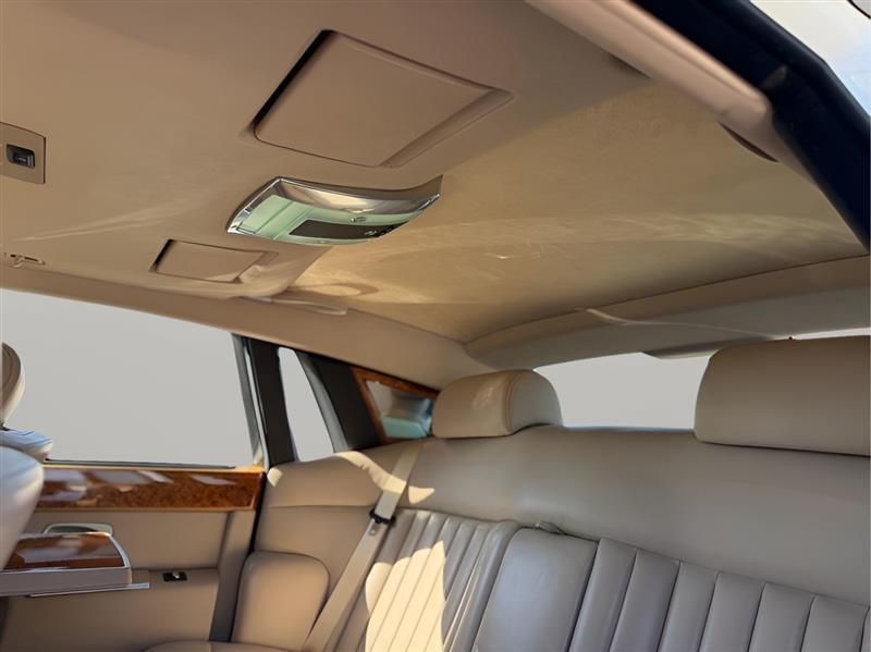 Rolls-Royce Phantom Sedan 2006