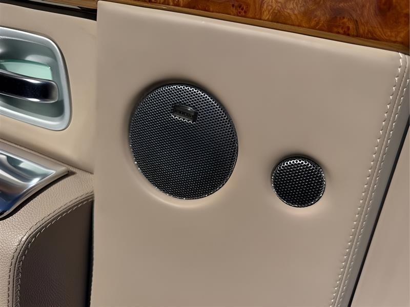 Rolls-Royce Phantom Sedan 2006