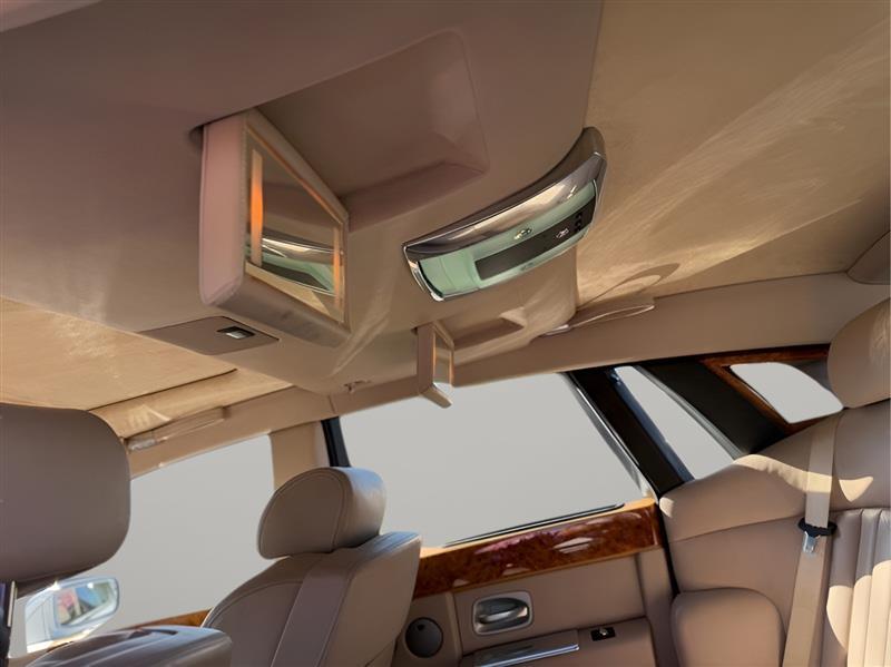 Rolls-Royce Phantom Sedan 2006