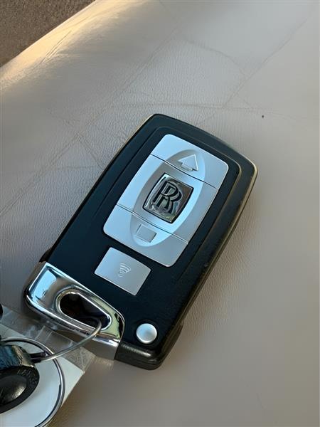 Rolls-Royce Phantom Sedan 2006
