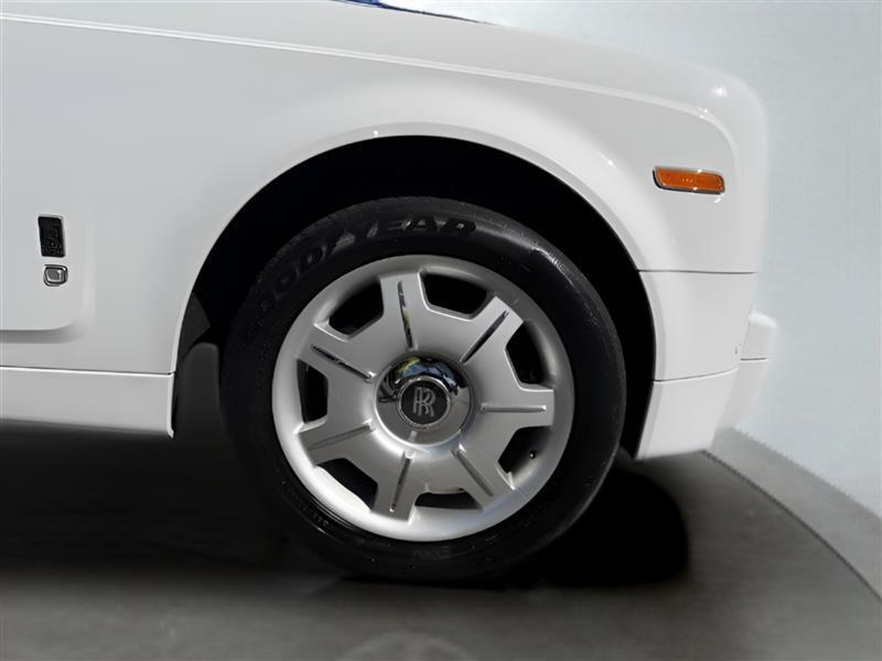 Rolls-Royce Phantom Sedan 2006