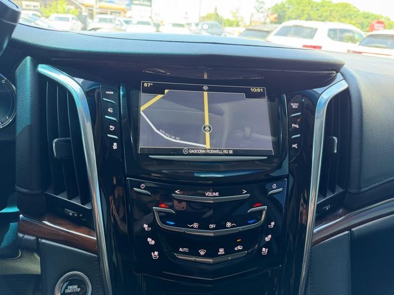Cadillac Escalade ESV 4D SUV RWD 2018