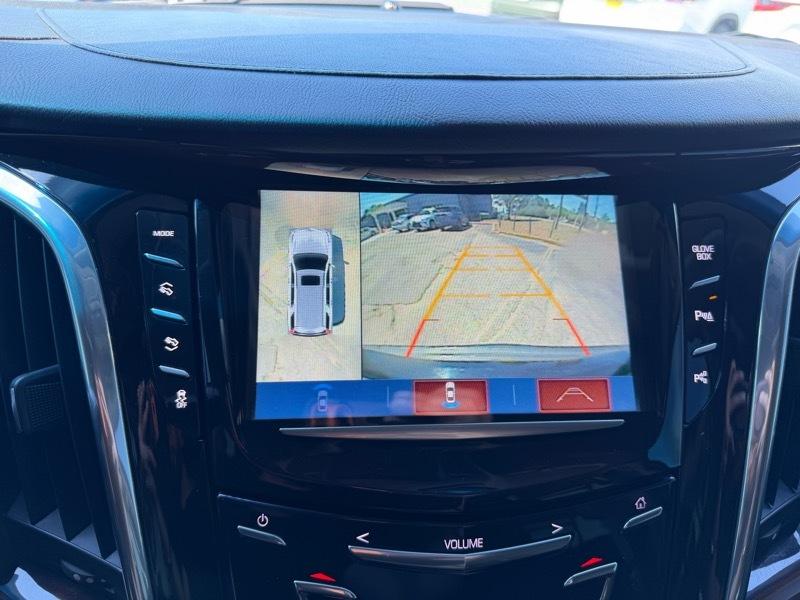 Cadillac Escalade ESV 4D SUV RWD 2018