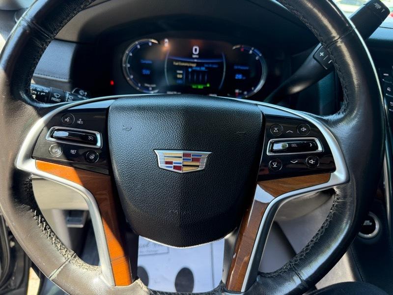 Cadillac Escalade ESV 4D SUV RWD 2018