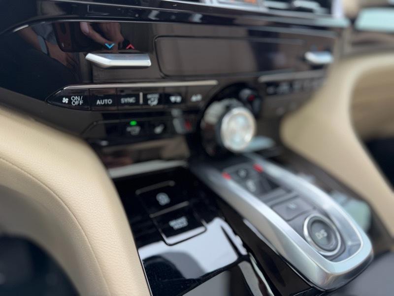 Acura MDX SH-AWD 7-Passenger 2023