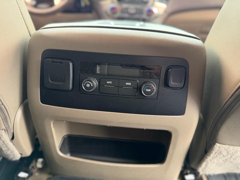 Chevrolet Suburban LT 2WD 2018