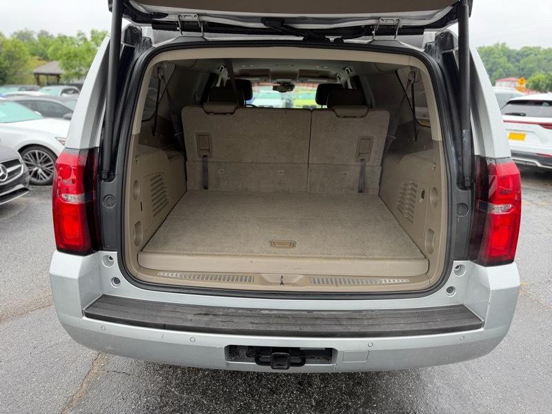 Chevrolet Suburban LT 2WD 2018