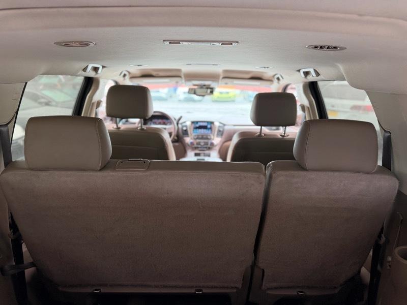Chevrolet Suburban LT 2WD 2018