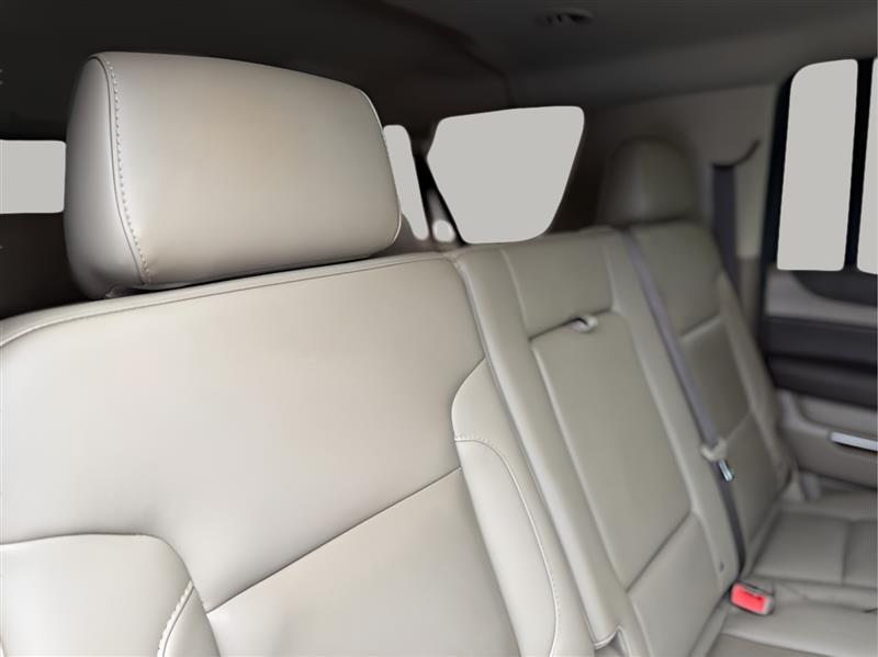 Chevrolet Suburban LT 2WD 2018