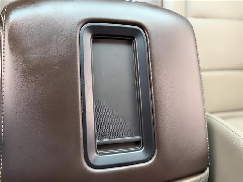 Chevrolet Suburban LT 2WD 2018