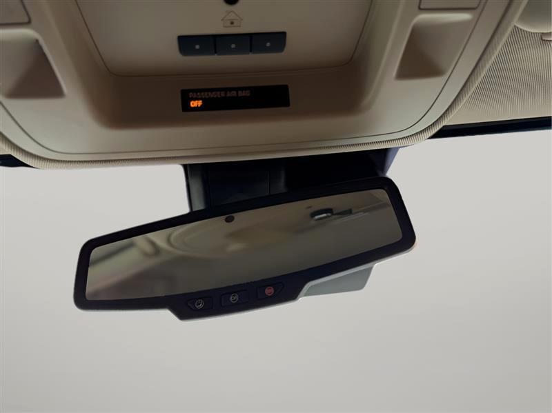 Chevrolet Suburban LT 2WD 2018