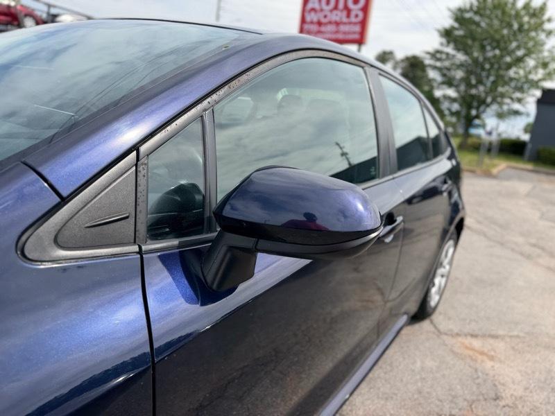 Toyota Corolla LE 2022