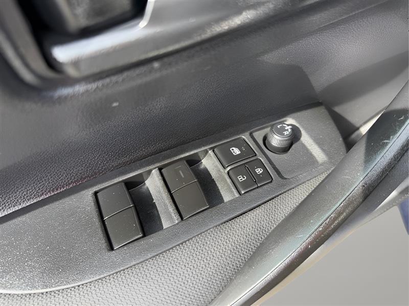 Toyota Corolla LE 2022