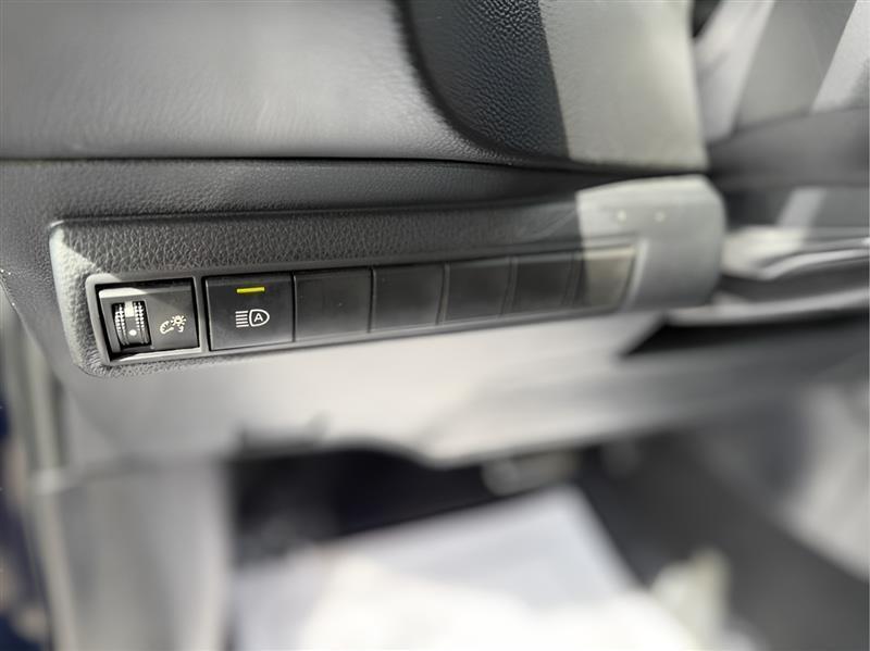 Toyota Corolla LE 2022