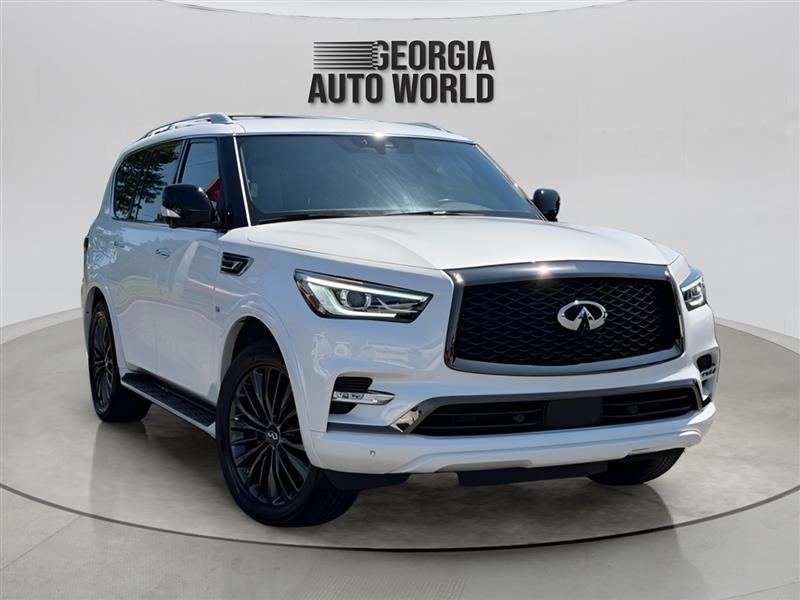 Infiniti QX80 LUXE 2020