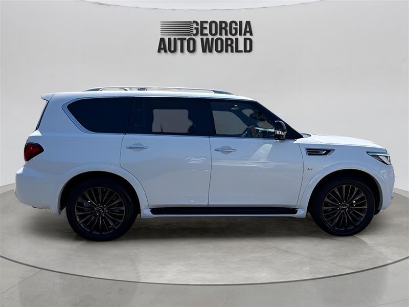 Infiniti QX80 LUXE 2020