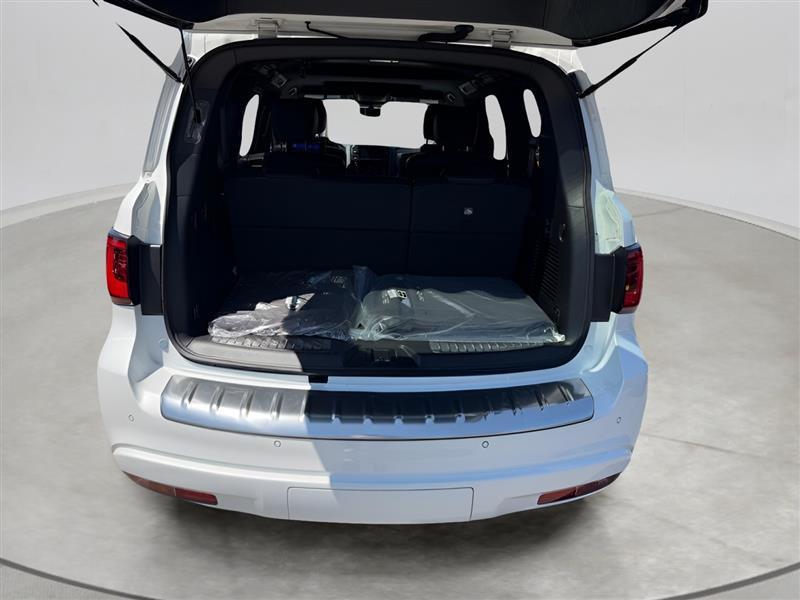 Infiniti QX80 LUXE 2020